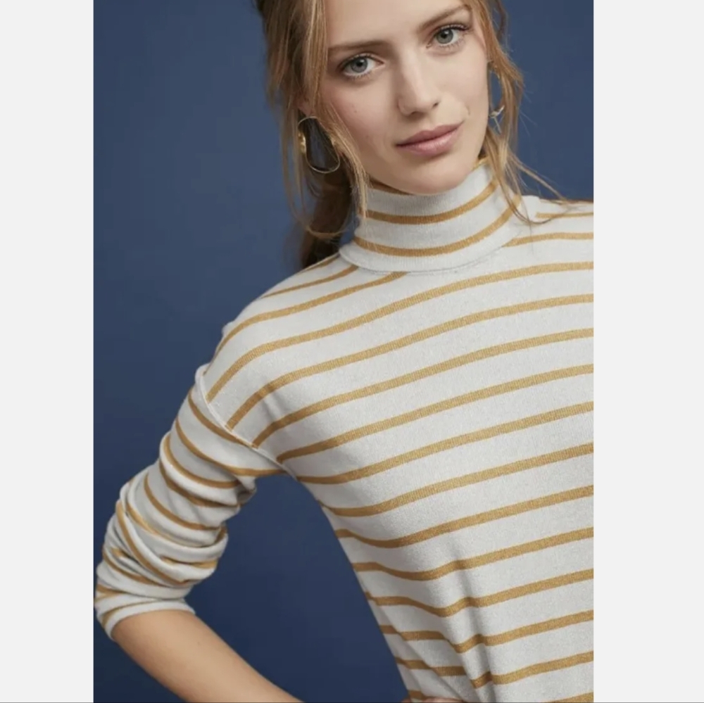 4/$40 NWT Anthro Vanessa Virginia | Gold Silver Tunic Top Metallic Striped